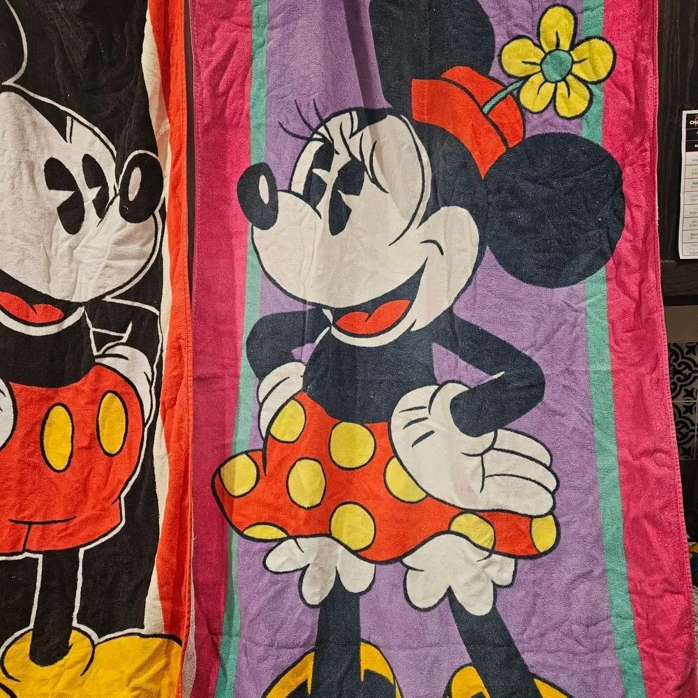 Mickey Unlimited Disney Mickey Mouse & Minnie Beach Towels Franco Vintage (2)